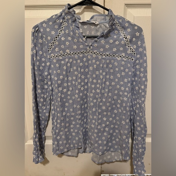Zara Tops - Zara Long Sleeve RufflecuffNeck Embroirdered Boho Daisy Print Blouse S